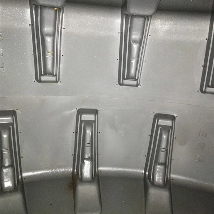 Two Piece Earthmover Engineering Tire Mold suppliers