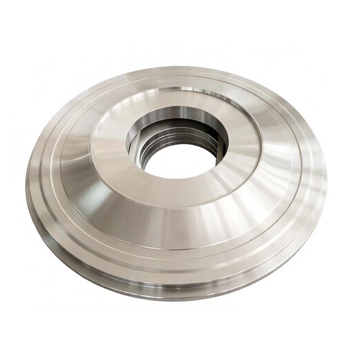Hybrid Mold with Detachable Segments